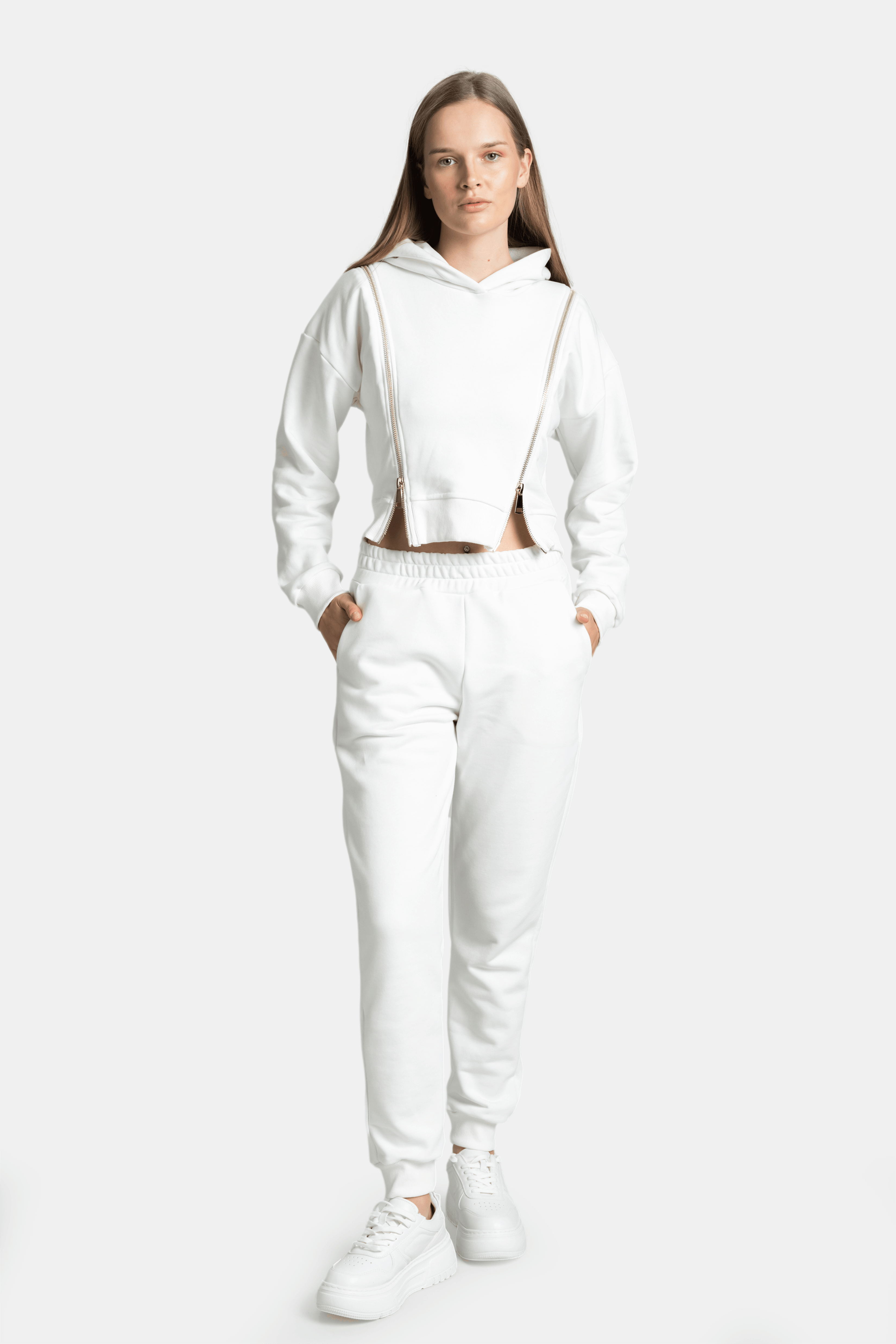 Nowiht Amina Zip Detail Tracksuit Set Stylish and Comfortable Two Piece Outfit