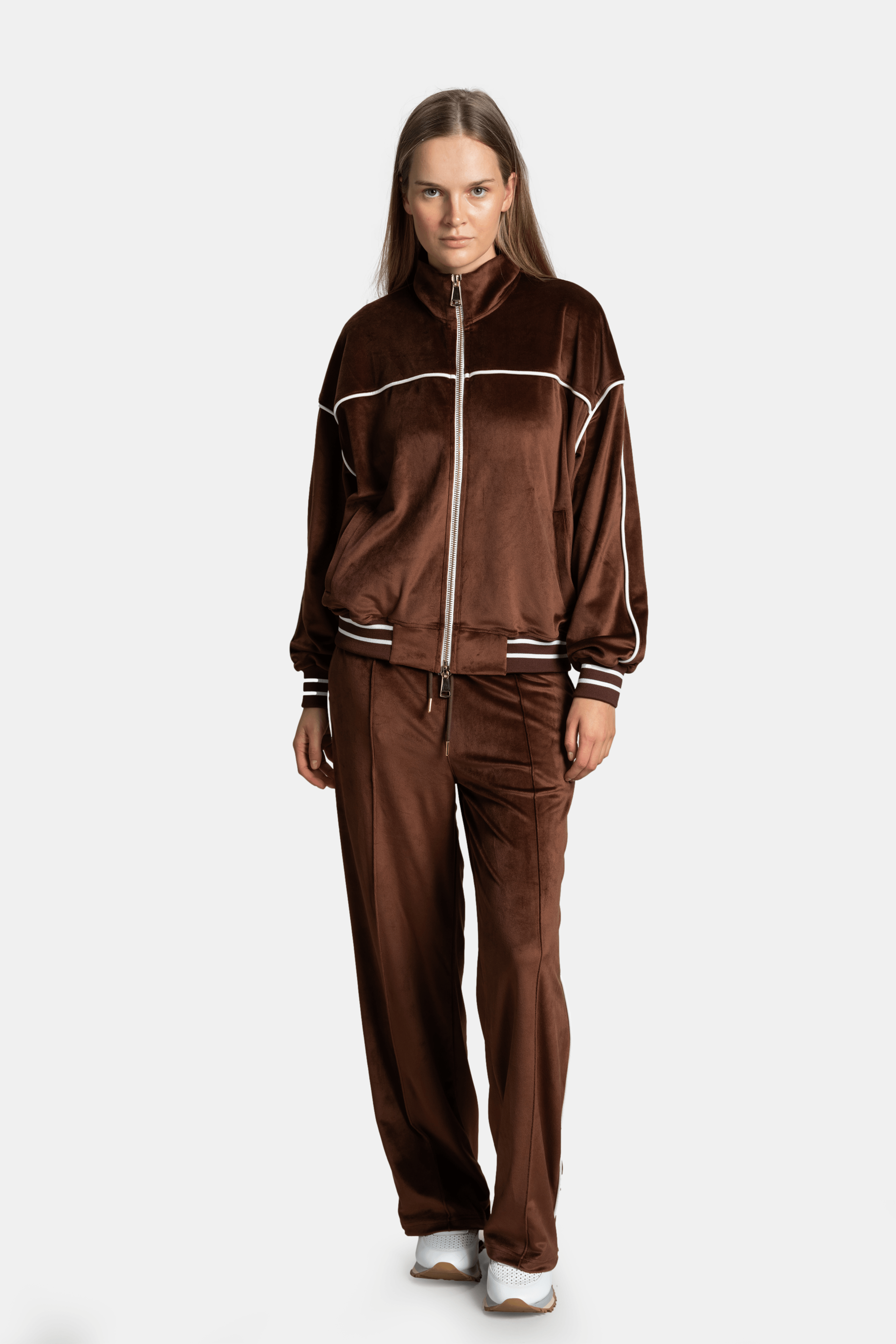 Isra - Velvet Tracksuit Set