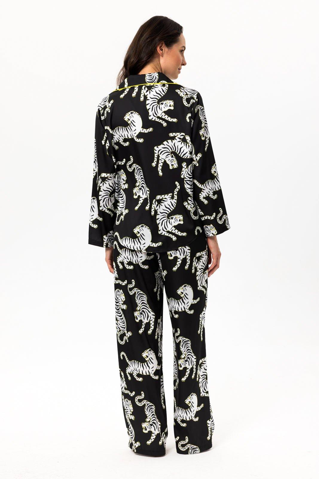 Zara - Wild Black Tiger Satin Pajama Set - NOWIHT - Pajama Set